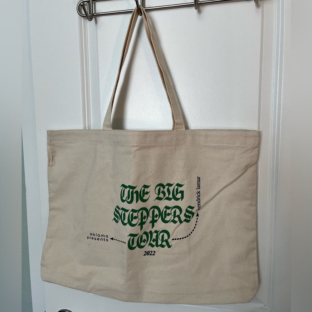 NWOT Kendrick Lamar 'The Big Steppers Tour' Canvas Tote Bag with Green Print